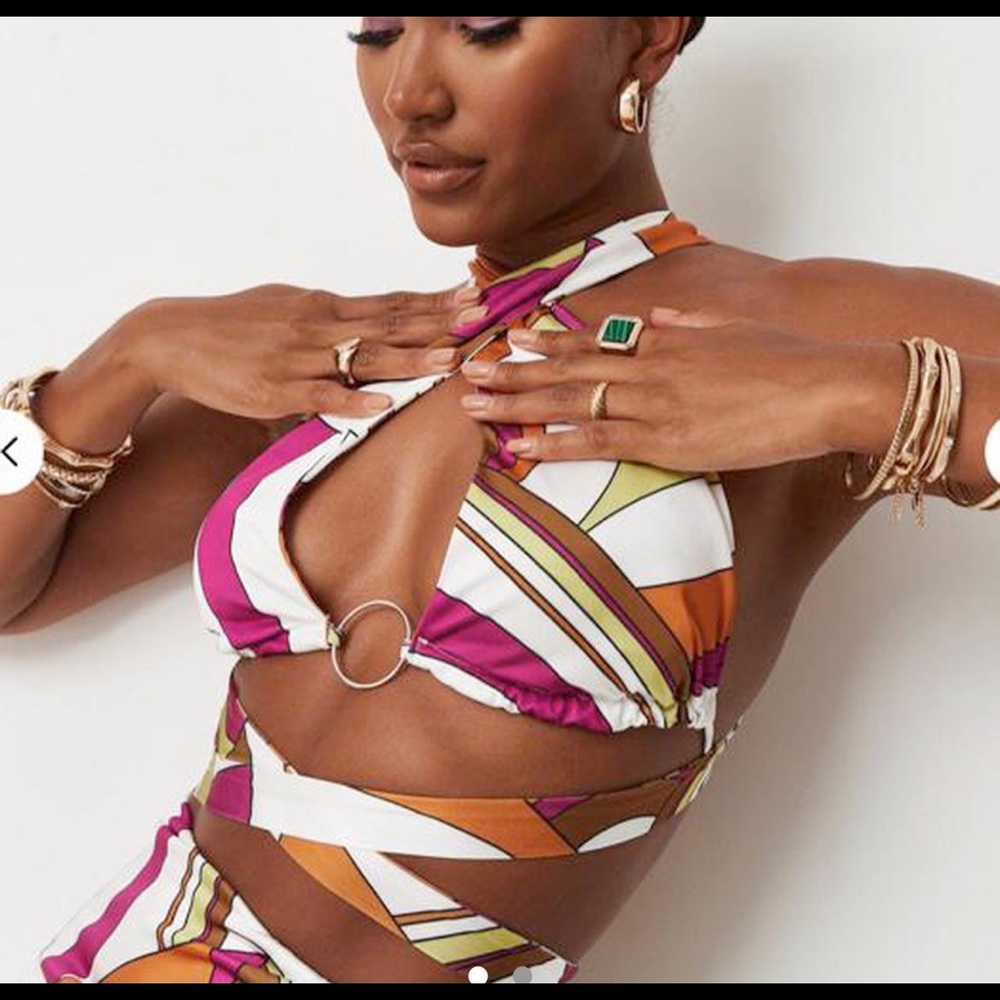 MISSGUIDED WRAP TOP